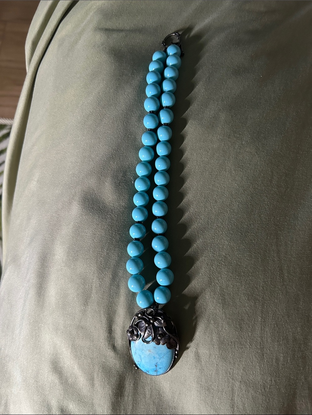 Natural stone turquoise necklace